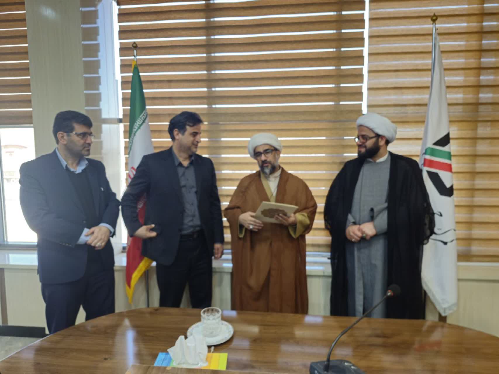 برگزاری کارگاه حکومت مهدوی و وظایف منتظران ویژه کارکنان اداره گمرک لرستان