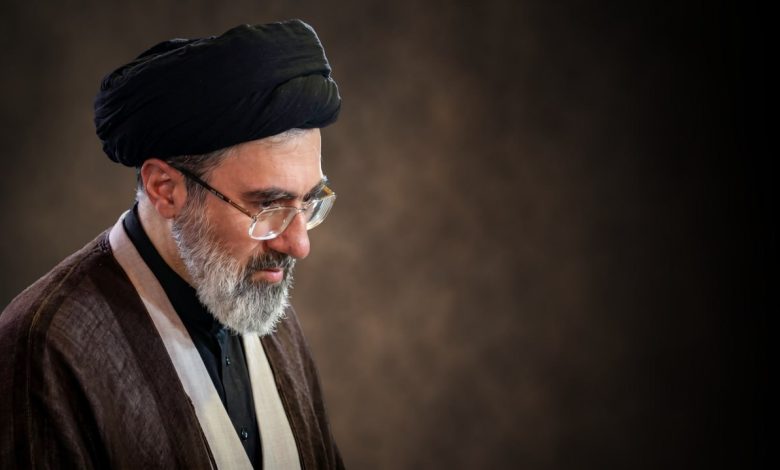 پیام رهبر انقلاب دربارهی حماسه عظیم بدرقه آقای شهید ایران و تبیین مسائل مهم کشور