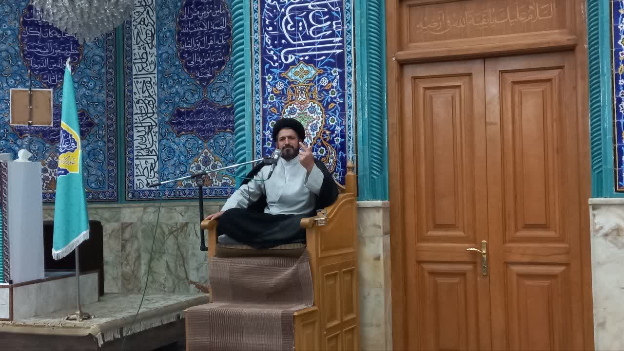 برگزاری مراسم مهدوی در مسجد جامع بویینزهرا