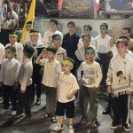 اجرای سرود انتظار توسط مهدی‌یاوران کوچک در ارومیه