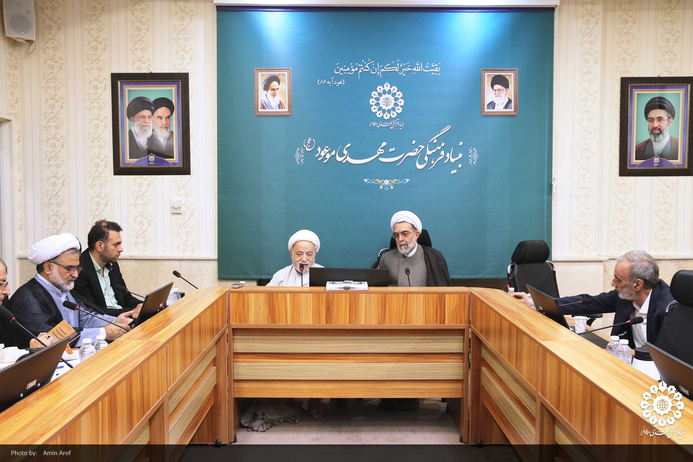 حجت‌الاسلام قرائتی: آینده فرهنگ مهدویت در گرو ارتباط مؤثر با نسل جوان است
