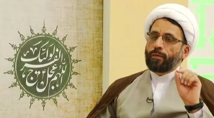 انتظار فعالانه به معنی گام برداشتن به سمت تمدن نوین اسلامی است