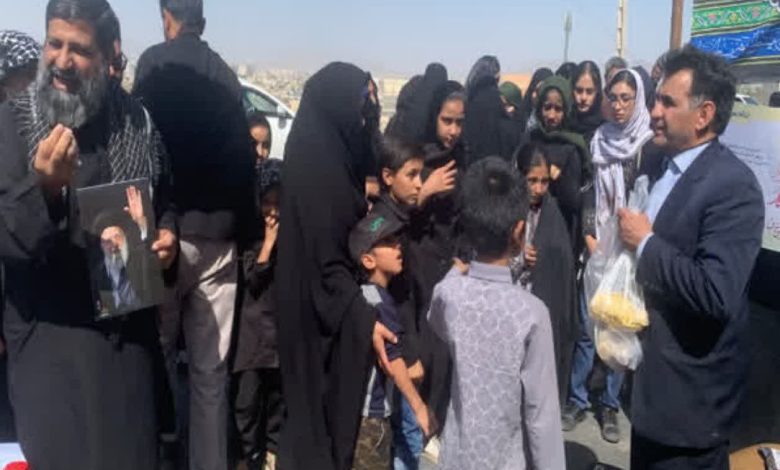 برپایی موکب مهدویت در مسیر راهپیمایی بازماندگان اربعین در زاهدان