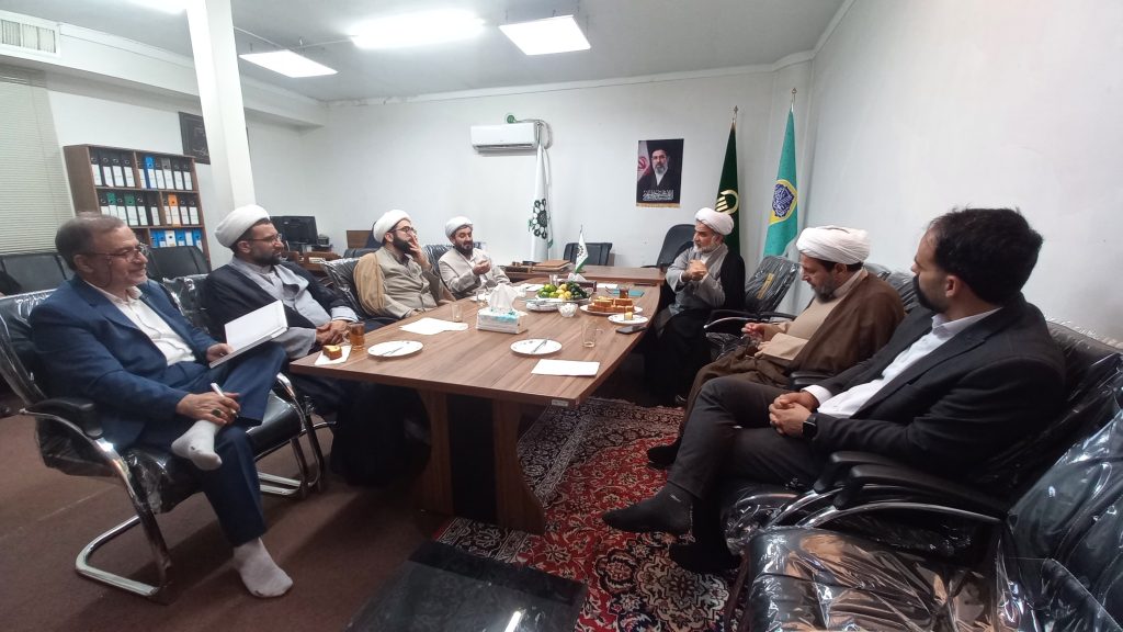 دیدار حجت الاسلام نصوری با مسئولان بنیاد مهدویت شهرستان‌های استان قزوین