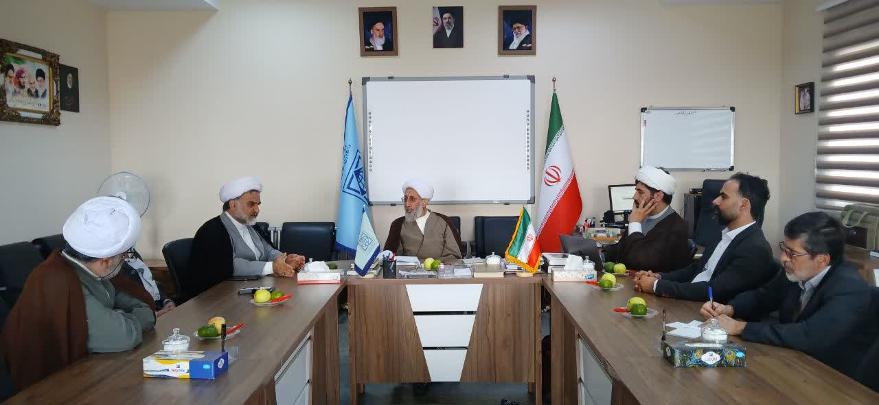دیدار حجت‌الاسلام والمسلمین نصوری با مسئول نهاد نمایندگی مقام معظم رهبری در دانشگاه‌های استان قزوین
