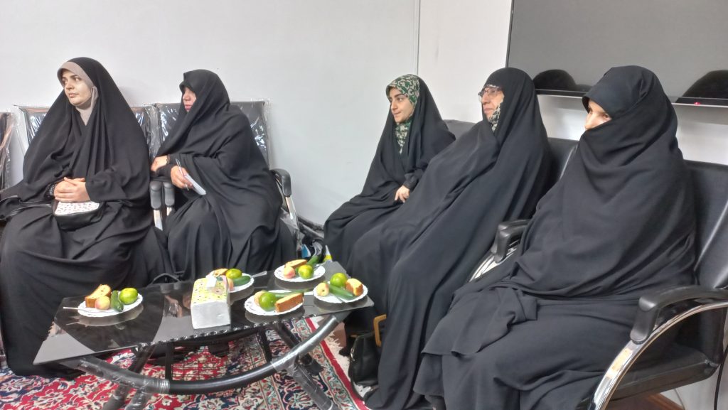 حجت الاسلام نصوری با مربیان و فعالان مهدوی قزوین دیدار کرد
